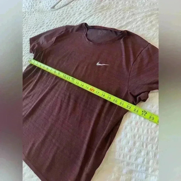 Nike Dri Fit men's XL running tee - Picture 3 of 6